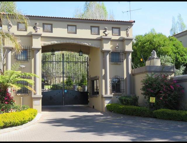 5 BEDROOM CLUSTER FOR SALE IN BEVERLEY